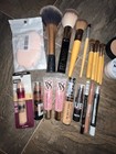 Wholesale Bulk Assorted Makeup   Brush Lot bundle  20  Items  New sealed 