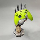 Resin Mechanical Hand Model For Headphones - Game Controller - Displaying