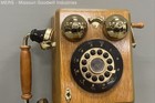 Spirit Of St  Louis Country 1927 Wall Telephone Oak Finish P F Sound Collection
