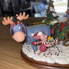Disney Danbury Mint Festive Winnie The Pooh And Christmas Too Resin Display