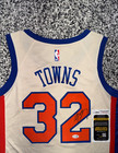 Karl Anthony Towns Signed Auto New York Knicks Jersey W  Coa Jsa Cm85606