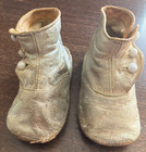 Victorian High Top White Leather Baby Shoes Glass Buttons Antique Childs Shoe