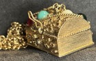 Vintage Avon Queens Ransome Pill Box Treasure Chest Gold Tone Pendant Necklace
