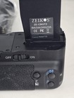 Zeikos Ze-cbgt2 Battery Grip For Canon Rebel T2i  T3i  T4i For Aa Batteries Only