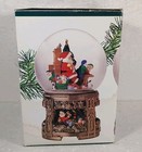 Kirkland Signature Santa Musical Waterglobe With Revolving Base In Box Windup 