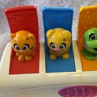 Fisher Price 2005 Brilliant Basic Bobble   Giggle Pals Pop-up Infant Toy Video
