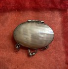 Antique Small Victorian Mother Of Pearl Mop Shell Hinged Coin Pill Box 1 1 2 