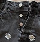Forever 21 Women   s Embroidered Daisies Black Denim Shorts Frayed  Sizes 24-30