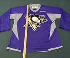 Rare Reebok Pittsburgh Penguins Purple Hockey Fights Cancer Jersey  Men   s Large