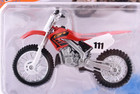Maisto Honda Cr250r 1 18 Diecast Dirt Bike Red Nib