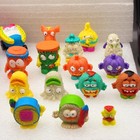 The Trash Pack 65 Piece Lot Trash Cans  Figures  Wheels  Guides Moose