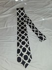 Tiethe Men s Black   White Geometric Pattern Pointed Neck Tie
