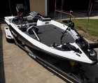 2001 Bass Cat Pantera -  22 500 Obo