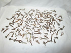 Large Lot 130   Vintage Miscellaneous Flat Steel Keys  lot  1 