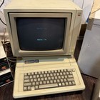 Apple Iie Computer Vintage Apple 1983 Original Box Power On Untested 