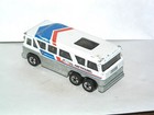 Vintage Hot Wheels Blackwall Greyhound Bus   blue Light Special  