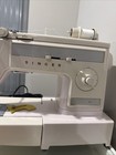 Singer Full Zig-zag Sewing Machine Free-arm Model 1022 Vintage Full Zig Zag 