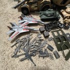 Large Lot Of Vintage Plastic Toy Figures Soldiers Army Men - For Parts Repair   