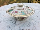 Syracuse Old Ivory Romance Green Round Covered Vegetable Dish