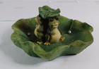 Frogs On Lily Pad Holding Lilly Pad Figurine Vintage 1990