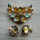 Juliana 2 5  Brooch W Matching 1  Clip Earrings Gold Frosted Glass Demi Parure