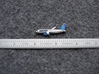 United Airlines     Ual 737 Airplane Pin
