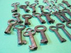 Lot Of 32 Small Little Vintage Open Barrel Skeleton Keys Dresser Zaa32 Antique