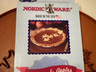 Nordic Ware Apples Leaves Pie Top Crust Cutter Reversible 12  Usa 2 In 1 Cut Out
