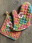 Vintage Vibrant Retro Oven Mitt   Pot Holder Set 2 60s 70s Kitchen Pink Green