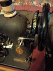 Vintage Singer Sewing Machine With Case  ak320941  