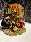 Wee Forest Folk Welcome Trick Or Treaters  - Retired - Limited Edition