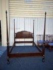 65525   Drexel Heritage Heirloom Collection Queen Size Pineapple Bed