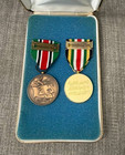 Rare Bahrain Medal For The Liberation Of Kuwait 1991 Desert Storm Set 2