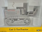 Norscot Caterpillar 2 Ton Track Type Tractor 1 16 Scale Open Box 