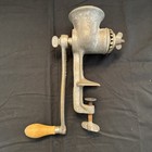 Universal No 2 Food Meat Grinder Hand Crank L f   Vintage Made In Usa