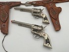 Vintage 1950   s Hubley Cowboy Cap Guns With Holster