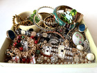 2 5 Lbs Vintage Mod Wearable Craft Repair Broken Rhinestone   Mixed Jewelry Lot