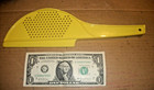 Vintage Rubbermaid Pot pan Strainer  1907 Yellow Plastic