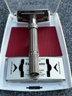     vintage 1966 Gillette Slim Adjustable Safety Razor L1  With Case    Blades 