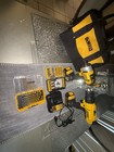 Dewalt 20v Max Cordless Drill Combo Kit  2-tool  dck240c2   Drill Driver impact