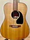Gibson Wm Acoustic Guitar 6-string W  Hard Case   Piezo Electric Pickup