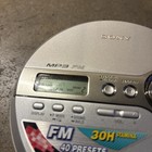 Sony Walkman D-nf340 Cd Player   Mp3   Fm  With Remote And Ear Buds Read Descrip