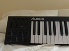 Alesis V49 49-key Usb Midi Keyboard     Good Condition W  Original Box   Cable
