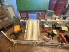 Vintage Metal Marx Farm Set Deluxe Platform Barn 1959-60   Extra Pieces Figures
