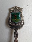 Vintage South Dakota Souvenir Spoon State Shield Twisted Handle Collectible