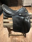 17    Prestige 2000 Dressage Saddle