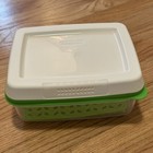 Rubbermaid Freshworks Produce Saver Container Lot Of 5 W  Lids   Insert Read