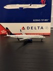 Gemini Jets 1 400 Delta Airlines Boeing 737-800 N374da