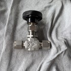 New Whitey-swagelok Needle Valve 1 4     Ss-1vs4-pk 5000psig   100f Peek Packing