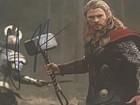 Chris Hemsworth Signed Autographed 8x10 Thor Photo Beckett Bas Coa Marvel